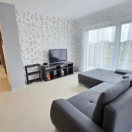 Villa Nr 125 Nightfall With Covered And Heated Private Pool - Biro Tours Balatongyörök
