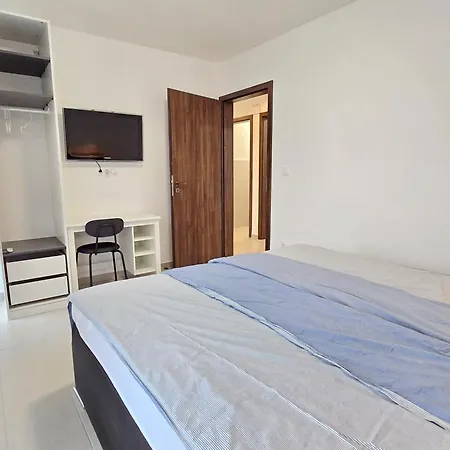 Nr 125 Nightfall With Covered And Heated Private Pool - Biro Tours Balatongyörök