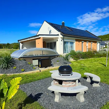 Nr 125 Nightfall With Covered And Heated Private Pool - Biro Tours Vila